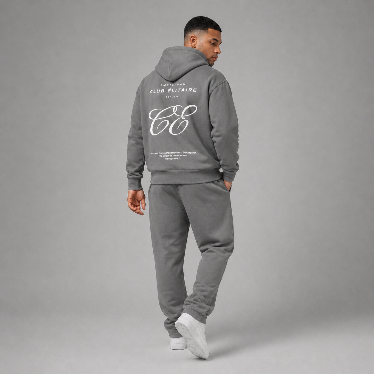 Signature Élitaire Boxy Hoodie